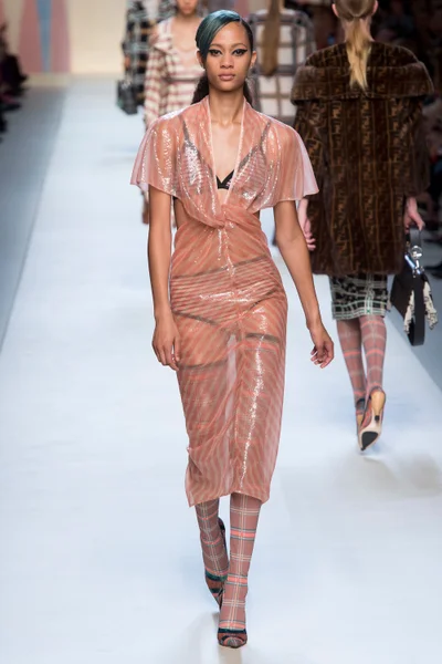 Look 47
